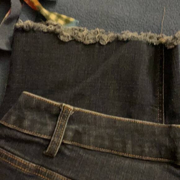 Lane Bryant High-Rise Straight Jeans – Flattering Fit & Classic Style - Picture 4 of 7